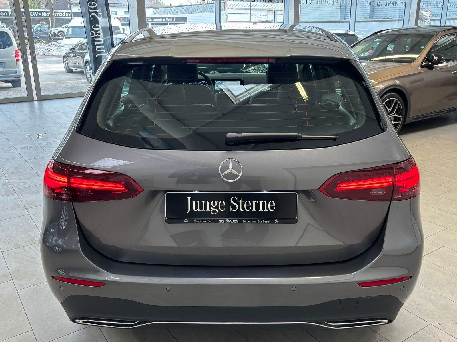 Fahrzeugabbildung Mercedes-Benz B 200 Progressive Line Advanced Plus+Keyless