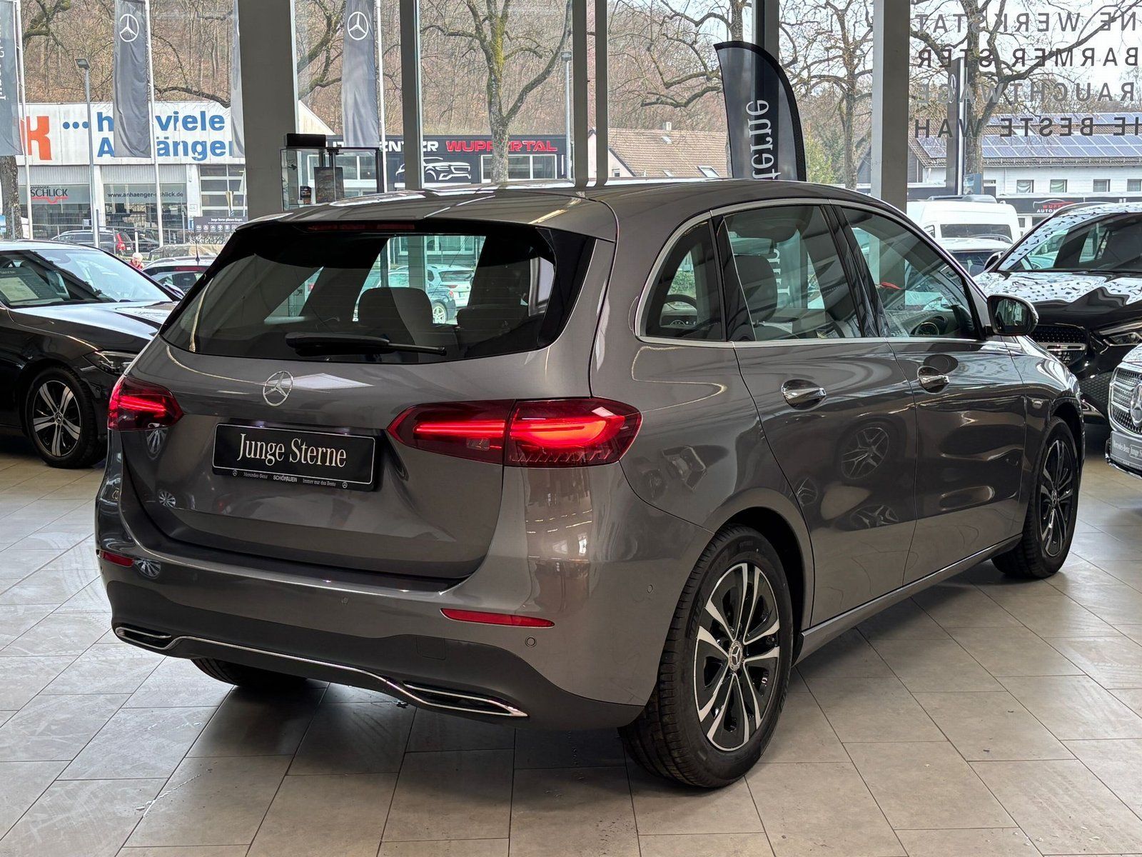 Fahrzeugabbildung Mercedes-Benz B 200 Progressive Line Advanced Plus+Keyless