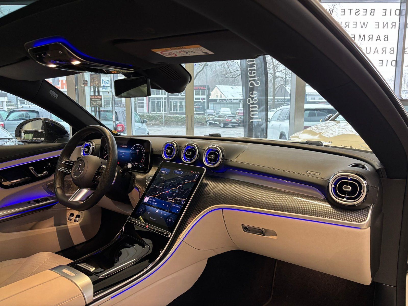 Fahrzeugabbildung Mercedes-Benz CLE 300e AMG+PANO+BURMES+DISTR+NIGHT+MEMORY+360°