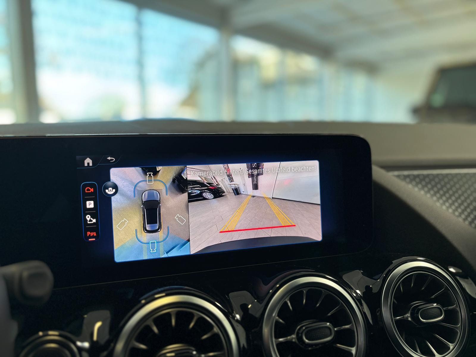 Fahrzeugabbildung Mercedes-Benz EQA 250 Progressive TOTW+360°+CARPL+LED+AMBIENTE