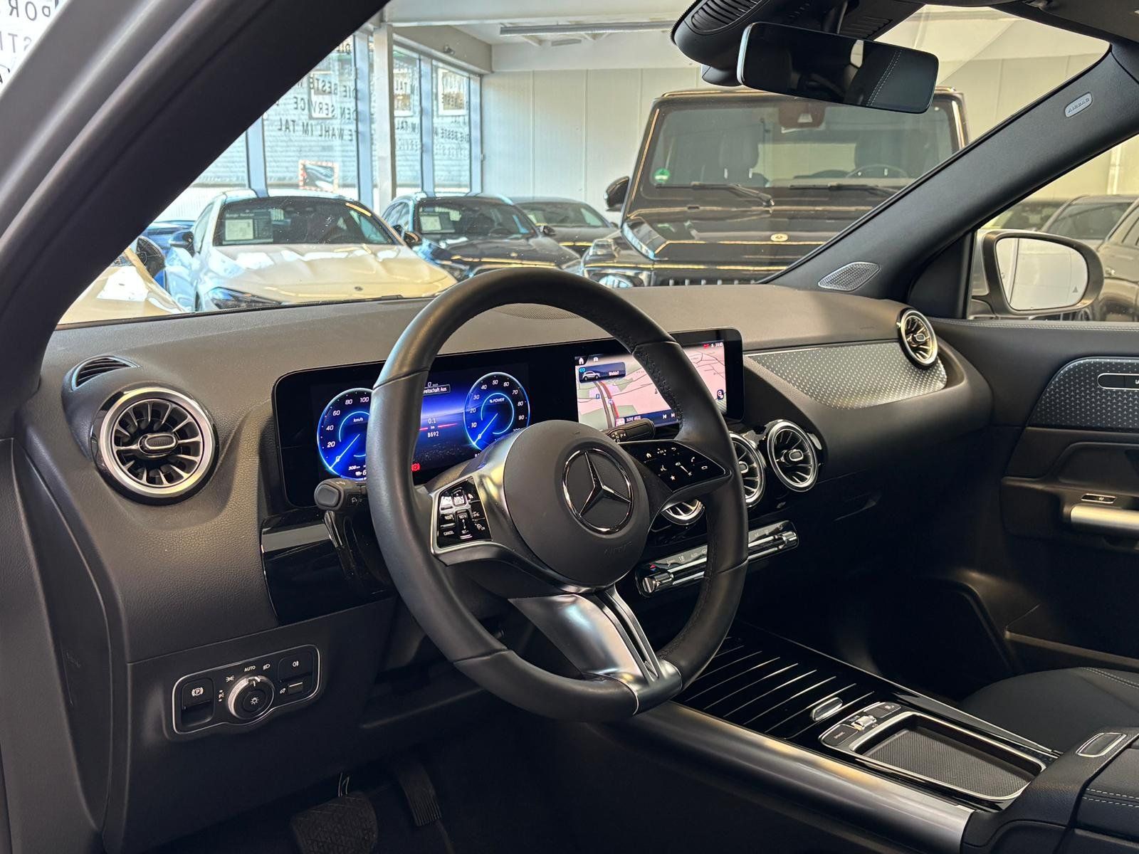 Fahrzeugabbildung Mercedes-Benz EQA 250 Progressive TOTW+360°+CARPL+LED+AMBIENTE