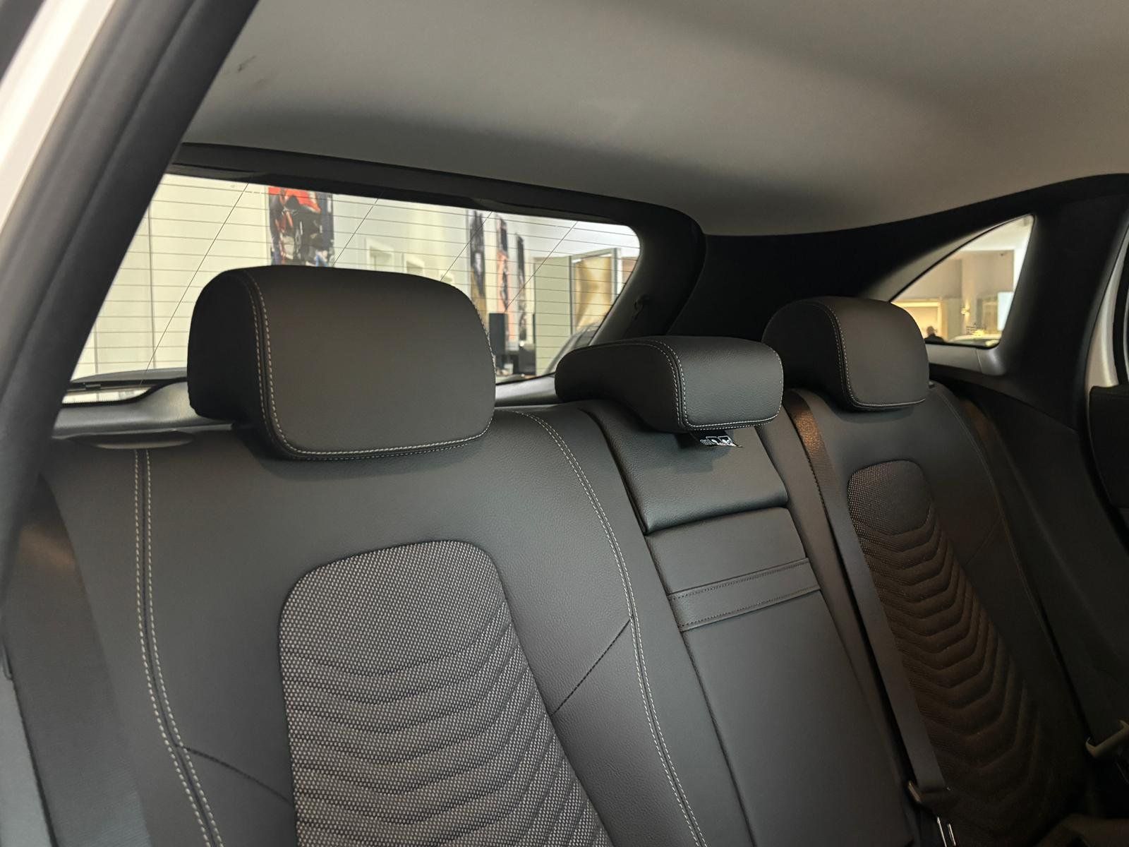 Fahrzeugabbildung Mercedes-Benz EQA 350 4M Progressive KAMERA+TOTW+KEYLESS+LED