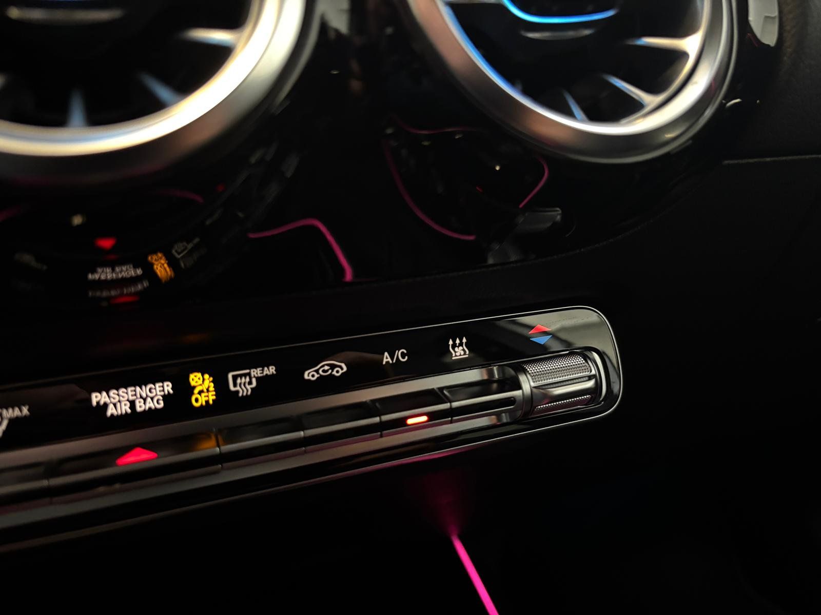 Fahrzeugabbildung Mercedes-Benz EQA 350 4M Progressive KAMERA+TOTW+KEYLESS+LED