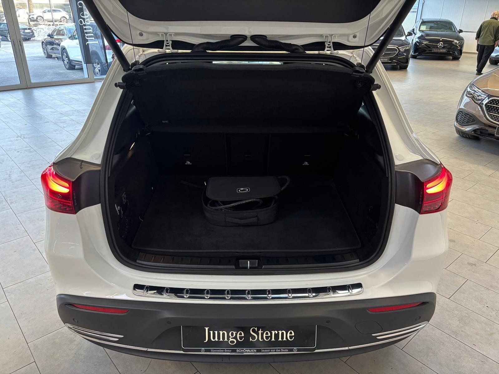 Fahrzeugabbildung Mercedes-Benz EQA 350 4M Progressive KAMERA+TOTW+KEYLESS+LED