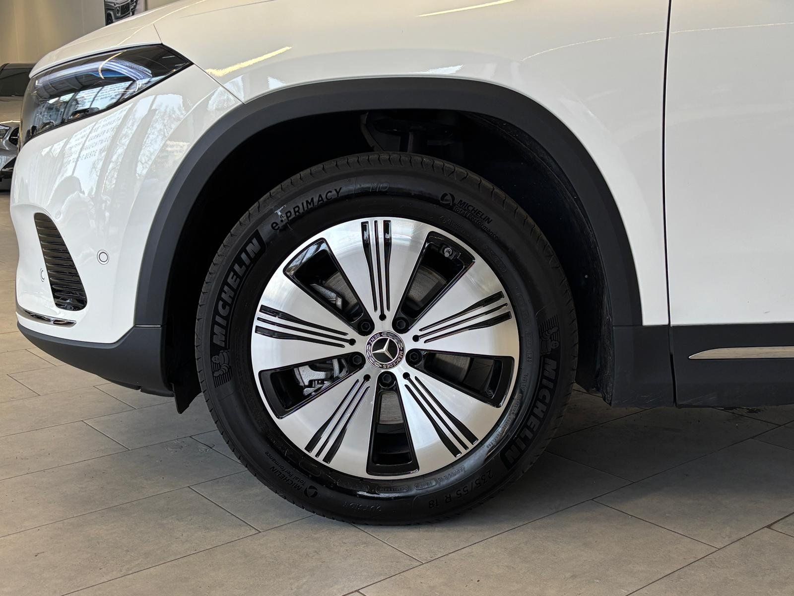 Fahrzeugabbildung Mercedes-Benz EQA 350 4M Progressive KAMERA+TOTW+KEYLESS+LED