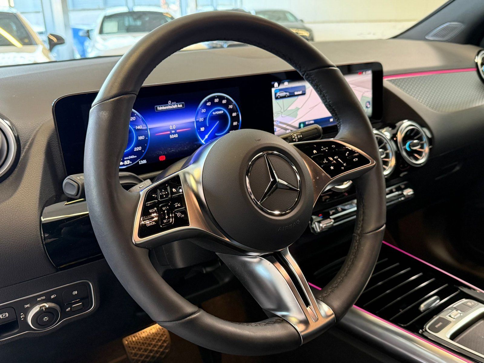 Fahrzeugabbildung Mercedes-Benz EQA 350 4M Progressive TOTW+360°+CARPLAY+LED+DAB