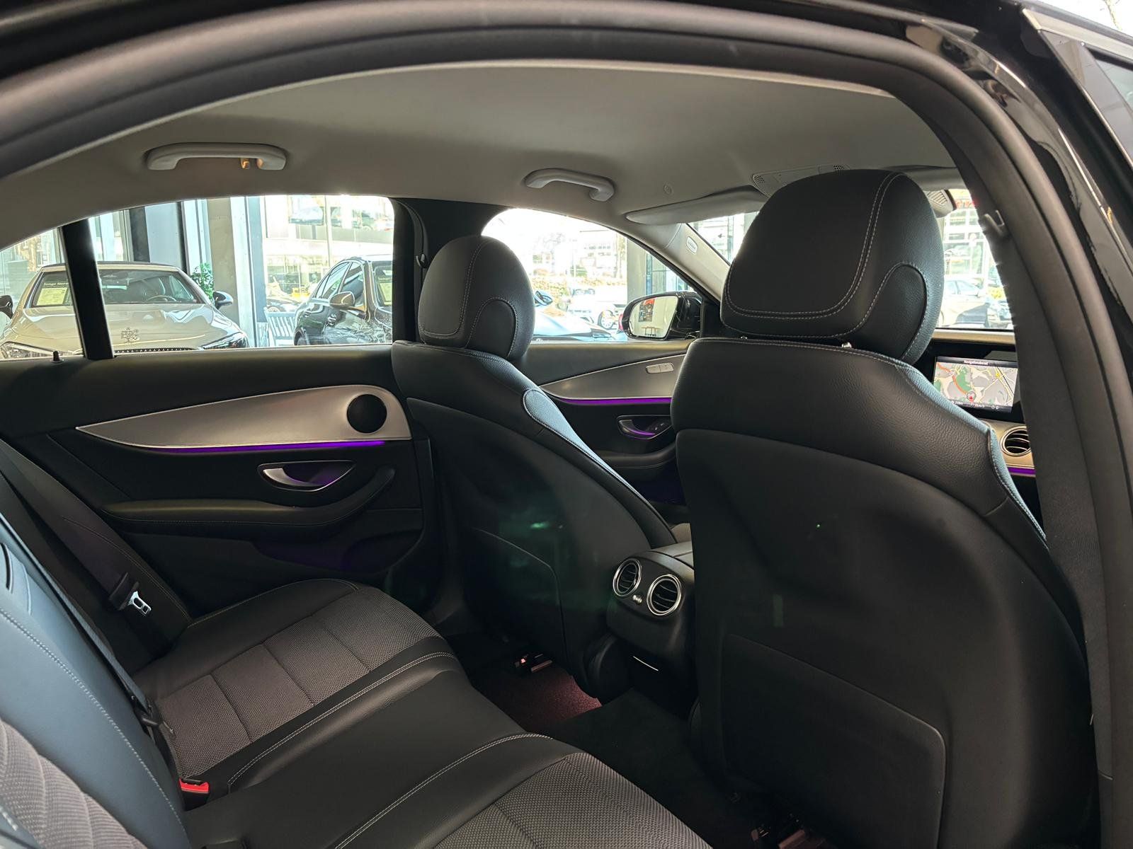 Fahrzeugabbildung Mercedes-Benz E 200 4M Avantgarde KAMERA+LED+AMBIENTE+NAVI