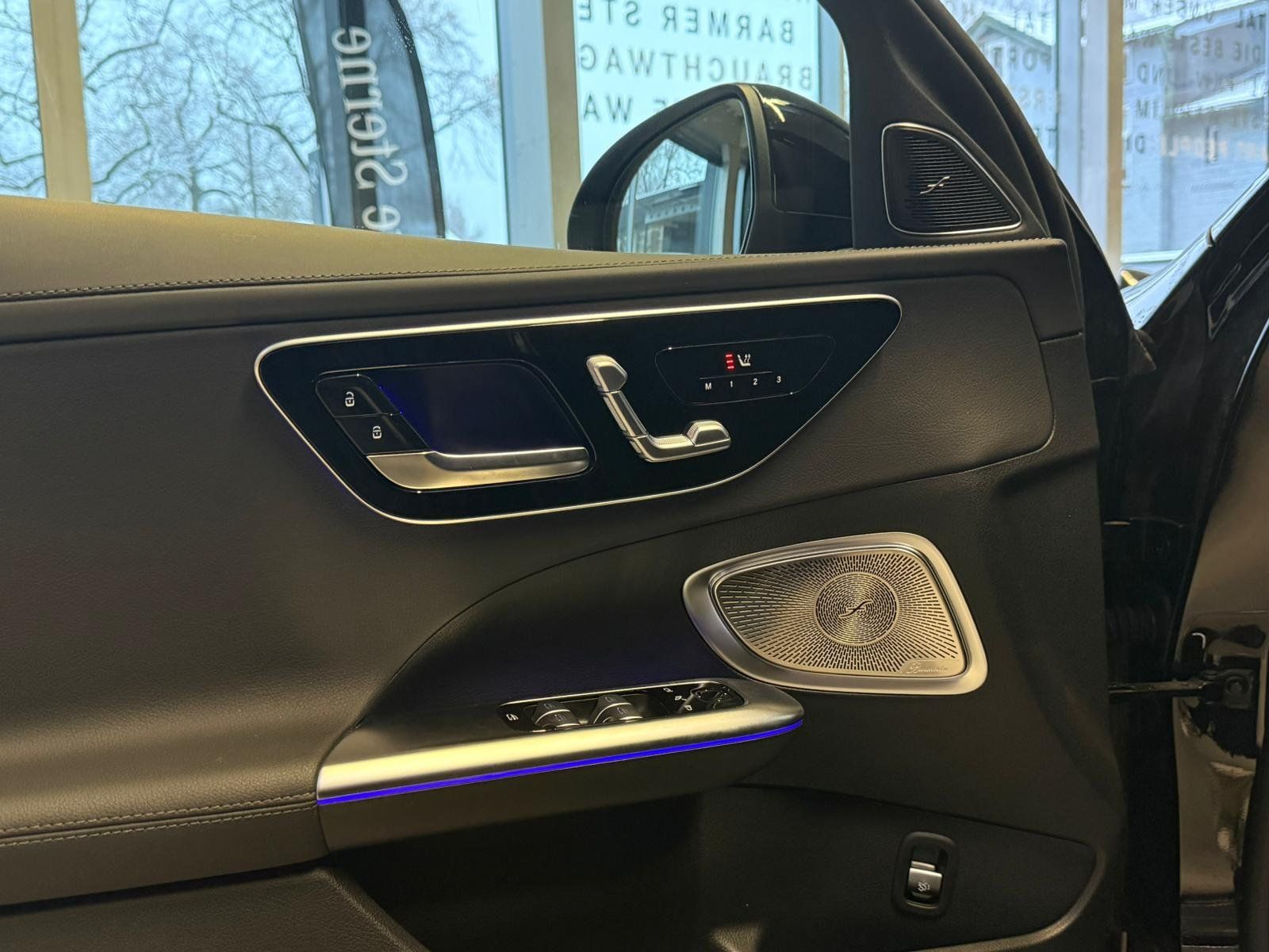 Fahrzeugabbildung Mercedes-Benz C 200 T AMG BURMESTER+STDHZ+KEYLESS+NIGHT+WINTER