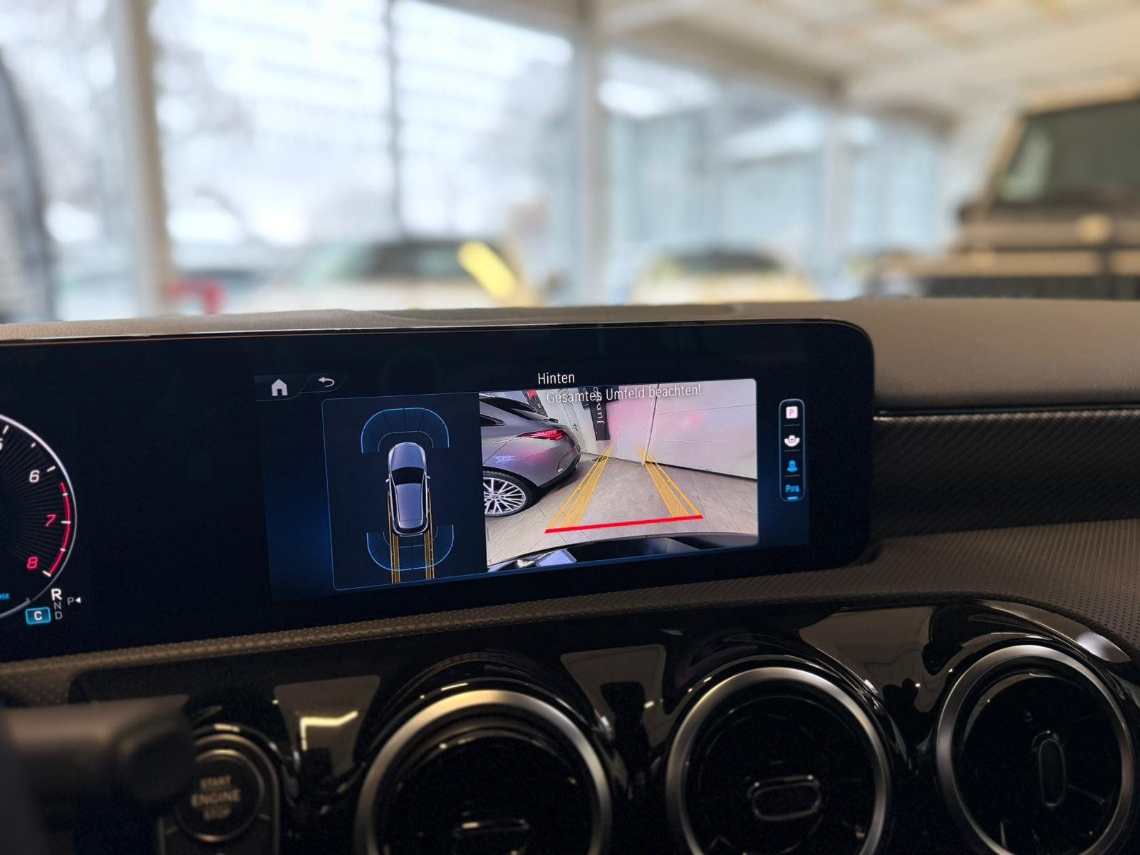 Fahrzeugabbildung Mercedes-Benz A 180 PROGRESSIVE ADV. VOLLDIGI+CARPLAY+VZ-ASSI