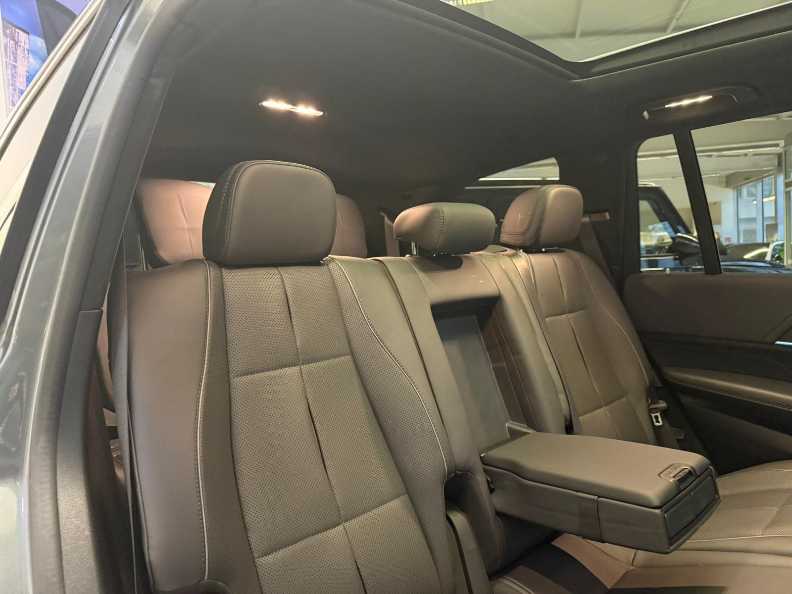 Fahrzeugabbildung Mercedes-Benz GLS 400 d 4M AMG PANO+AIR+HUD+MASSAGE+STDHZ+BURM