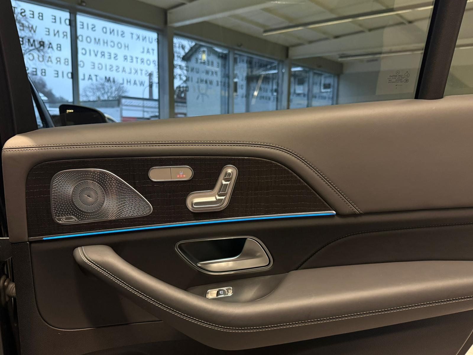 Fahrzeugabbildung Mercedes-Benz GLS 400 d 4M AMG PANO+AIR+HUD+MASSAGE+STDHZ+BURM