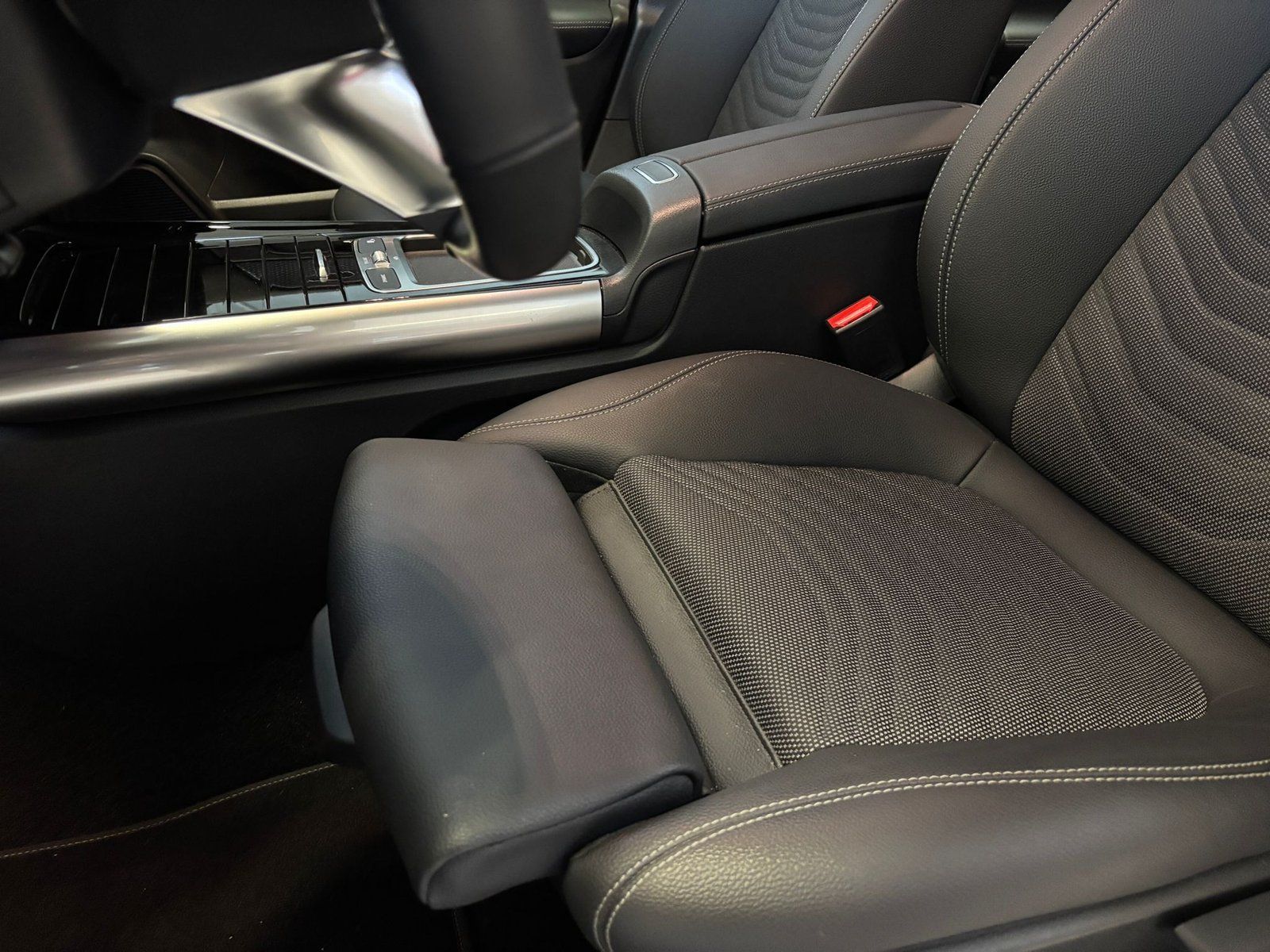 Fahrzeugabbildung Mercedes-Benz B 180 Progressive KAMERA+AHK+LED+THERMO+EASYPACK