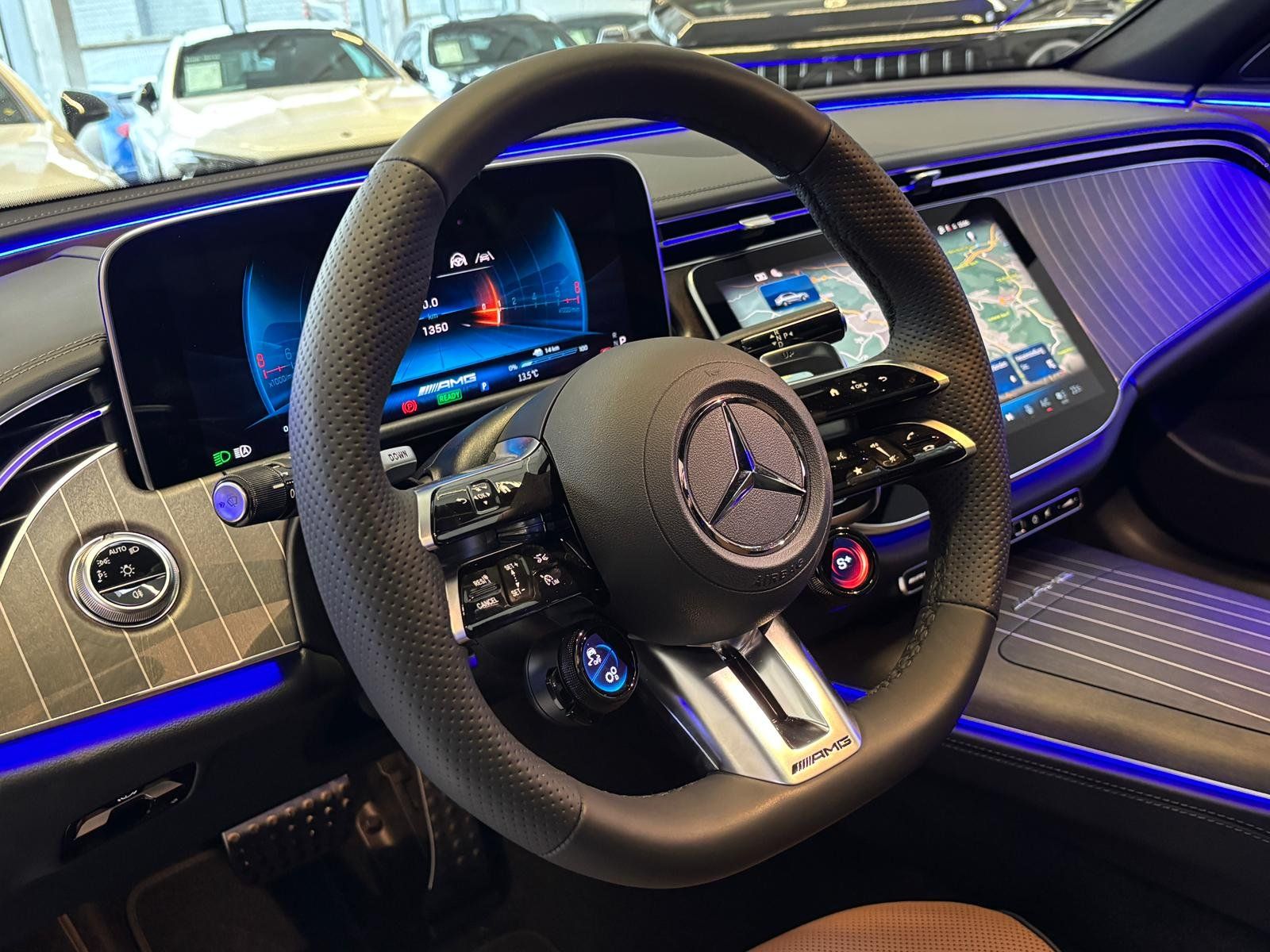 Fahrzeugabbildung Mercedes-Benz Mercedes-AMG E 53 4M+ NAPPA+HUD+PANO+BURMESTER
