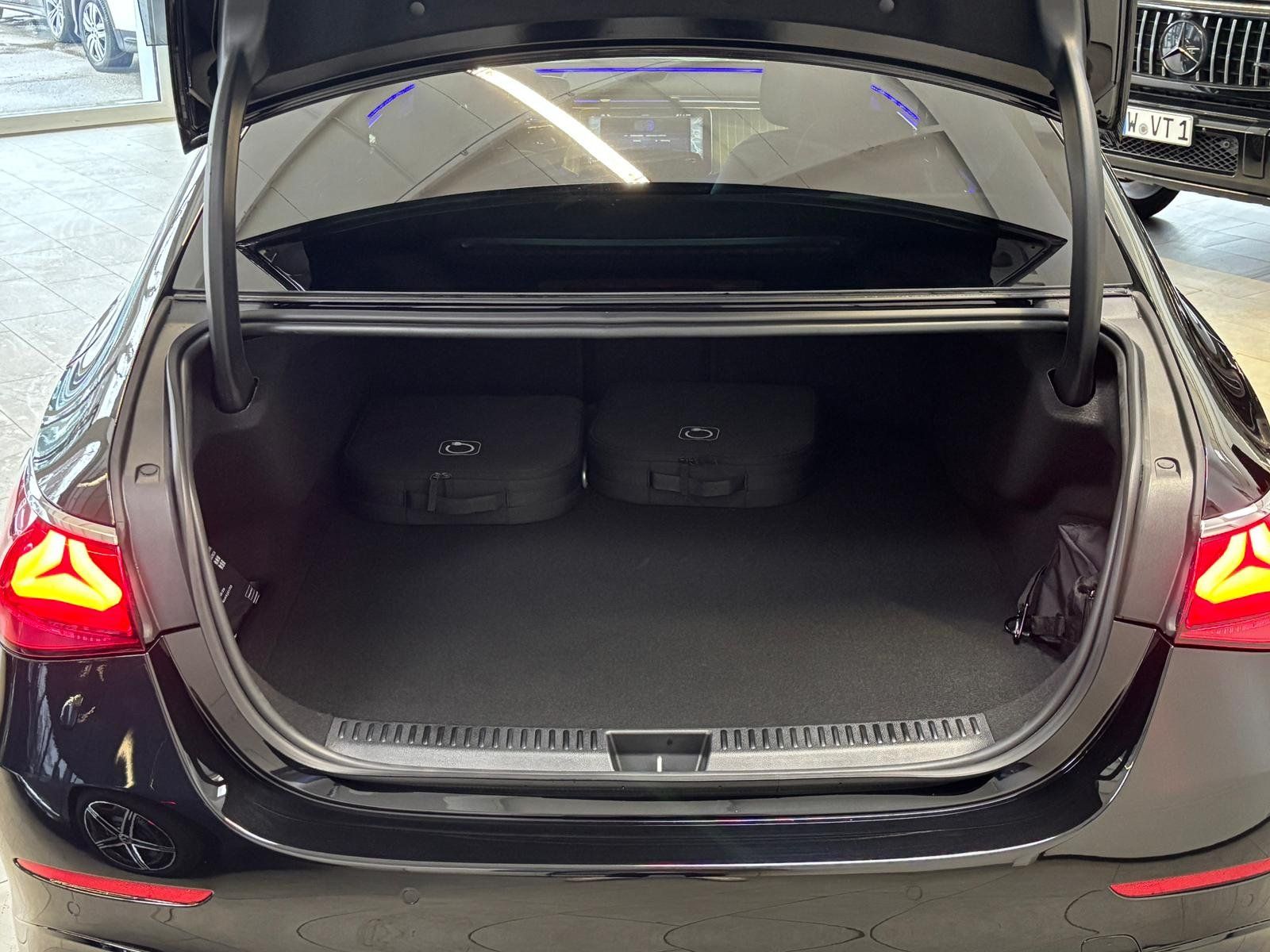 Fahrzeugabbildung Mercedes-Benz Mercedes-AMG E 53 4M+ NAPPA+HUD+PANO+BURMESTER