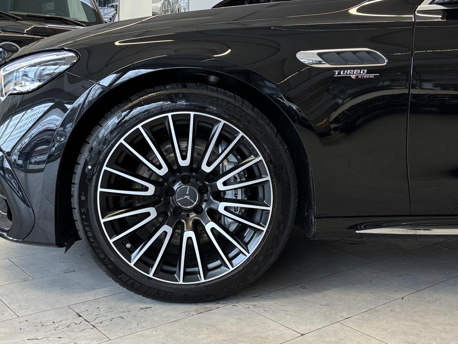 Fahrzeugabbildung Mercedes-Benz Mercedes-AMG E 53 4M+ NAPPA+HUD+PANO+BURMESTER