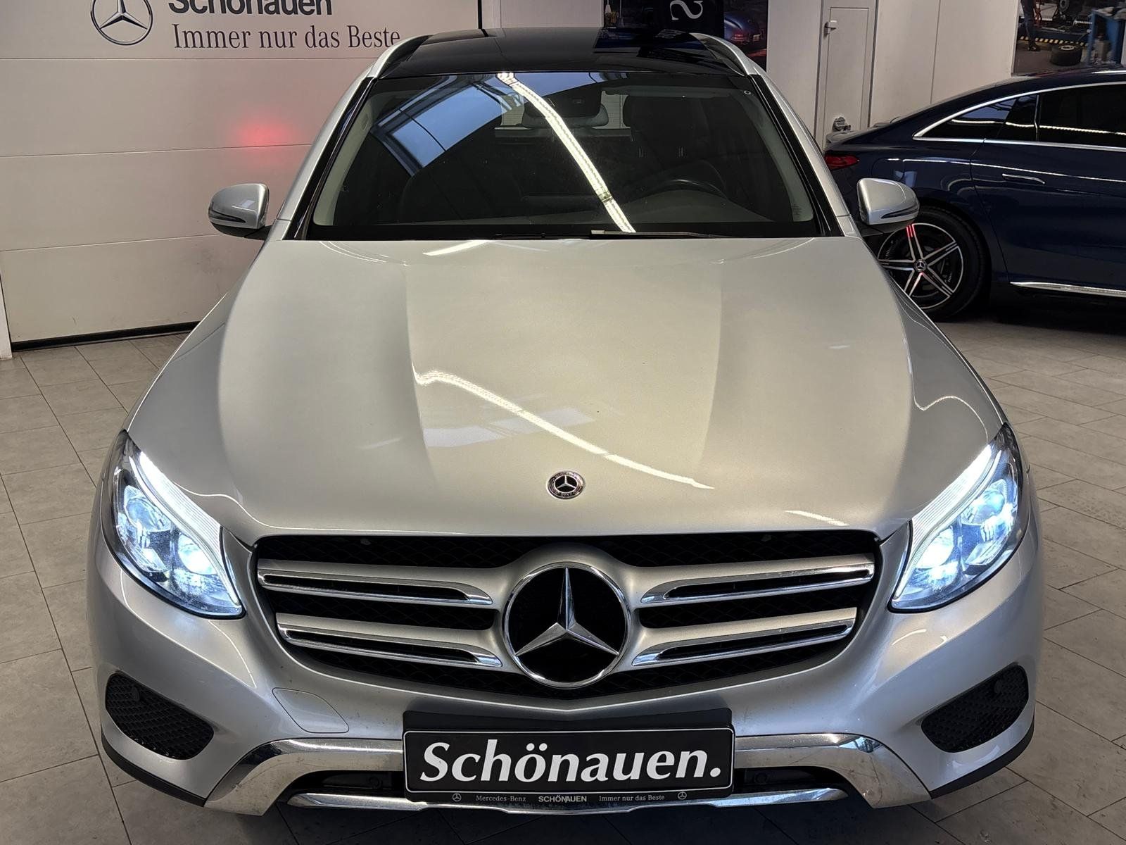 Fahrzeugabbildung Mercedes-Benz GLC 220d 4M COMAND+PANO+LED+AHK+AMG INT.+EASYPAC