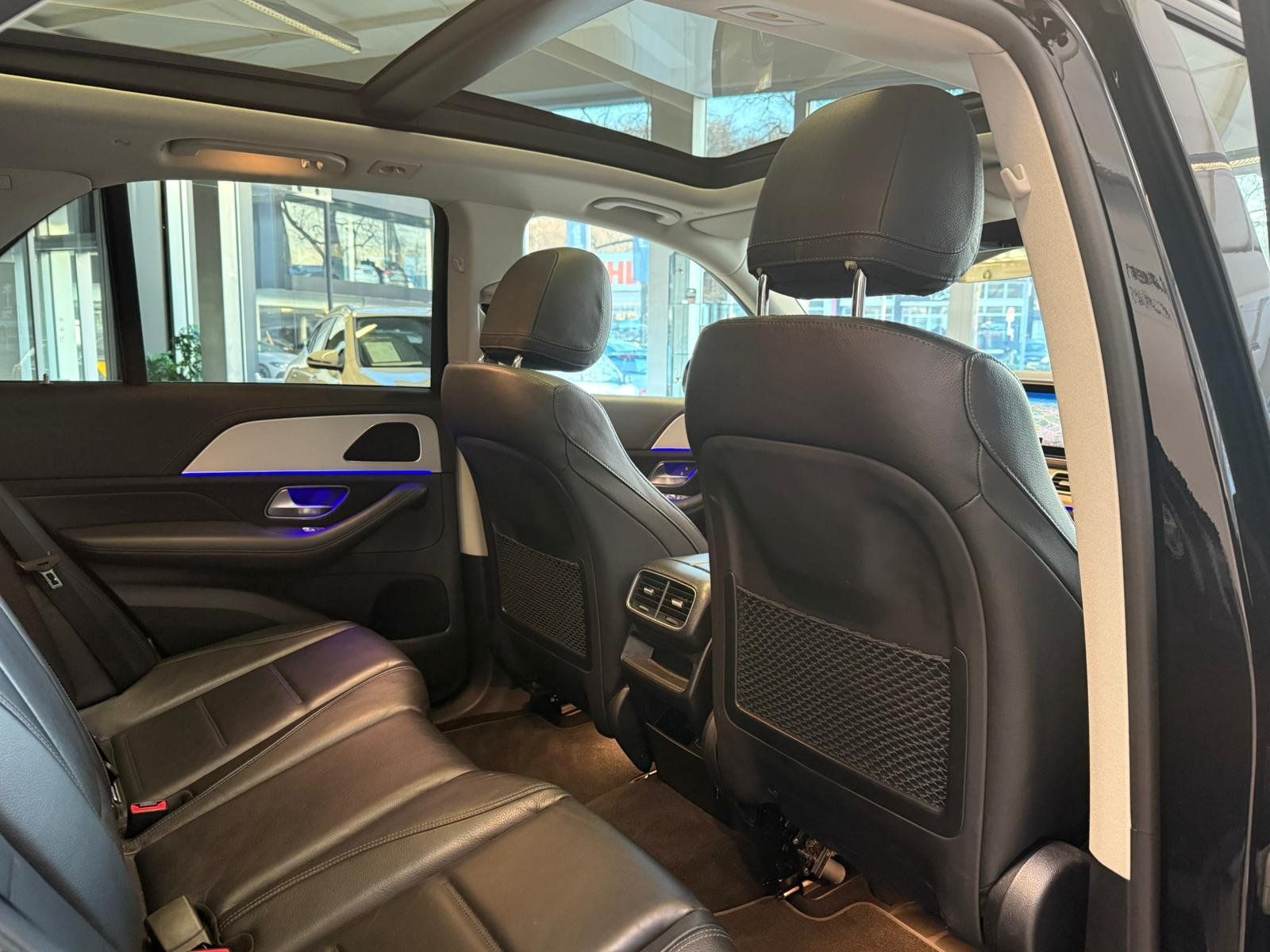 Fahrzeugabbildung Mercedes-Benz GLE 450 4M AMG DISTR+PANO+HUD+AIRMATIC+AHK+360°