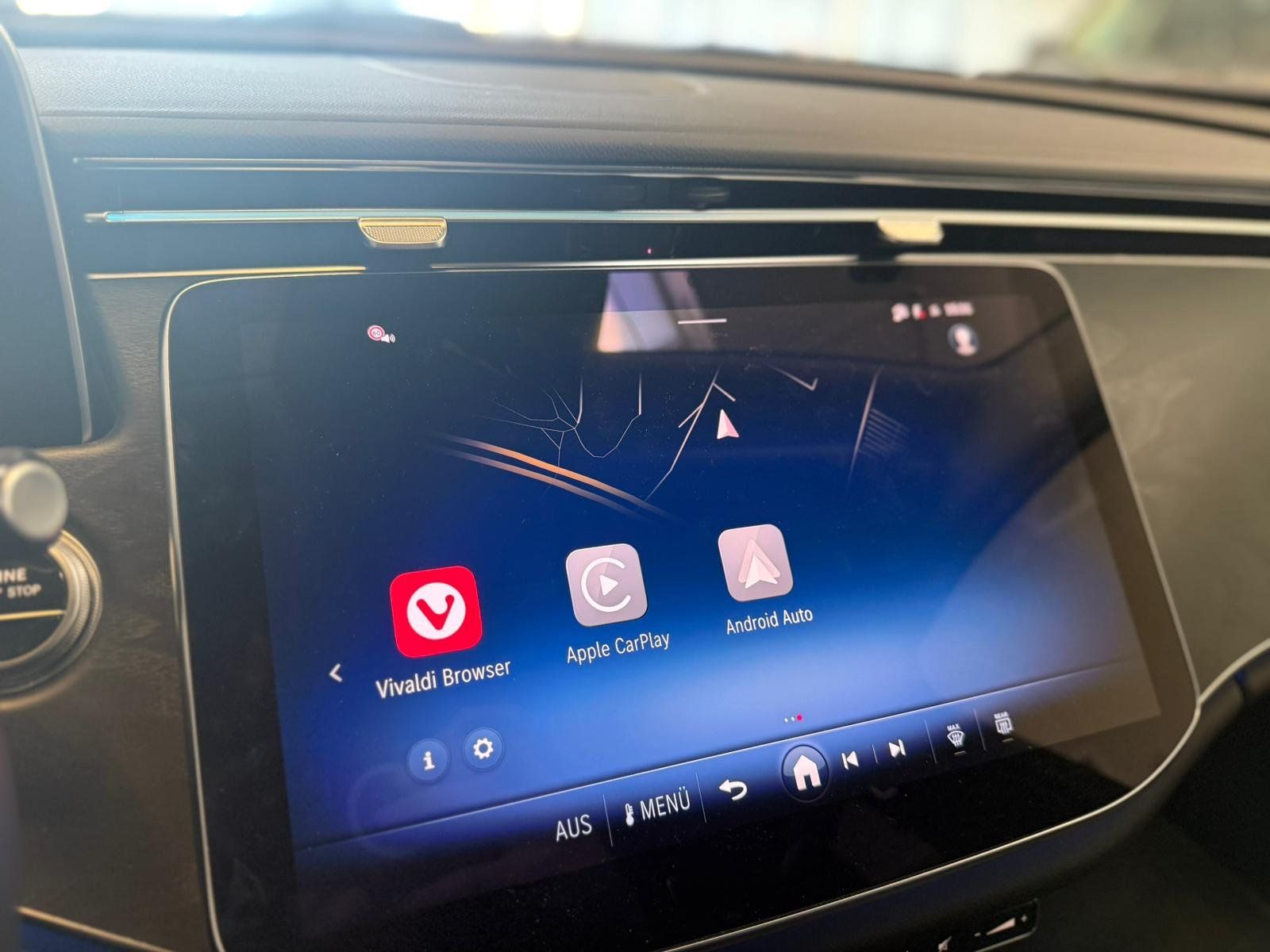 Fahrzeugabbildung Mercedes-Benz E 300e Avantgarde DISTR+MEMORY+KEYLESS+360°+TOTW