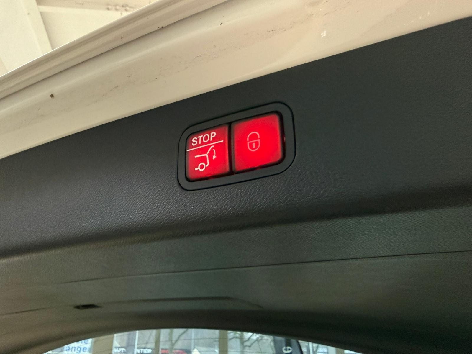 Fahrzeugabbildung Mercedes-Benz E 300e T Avantgarde DISTR+360+MEMORY+KEYLESS+FAP