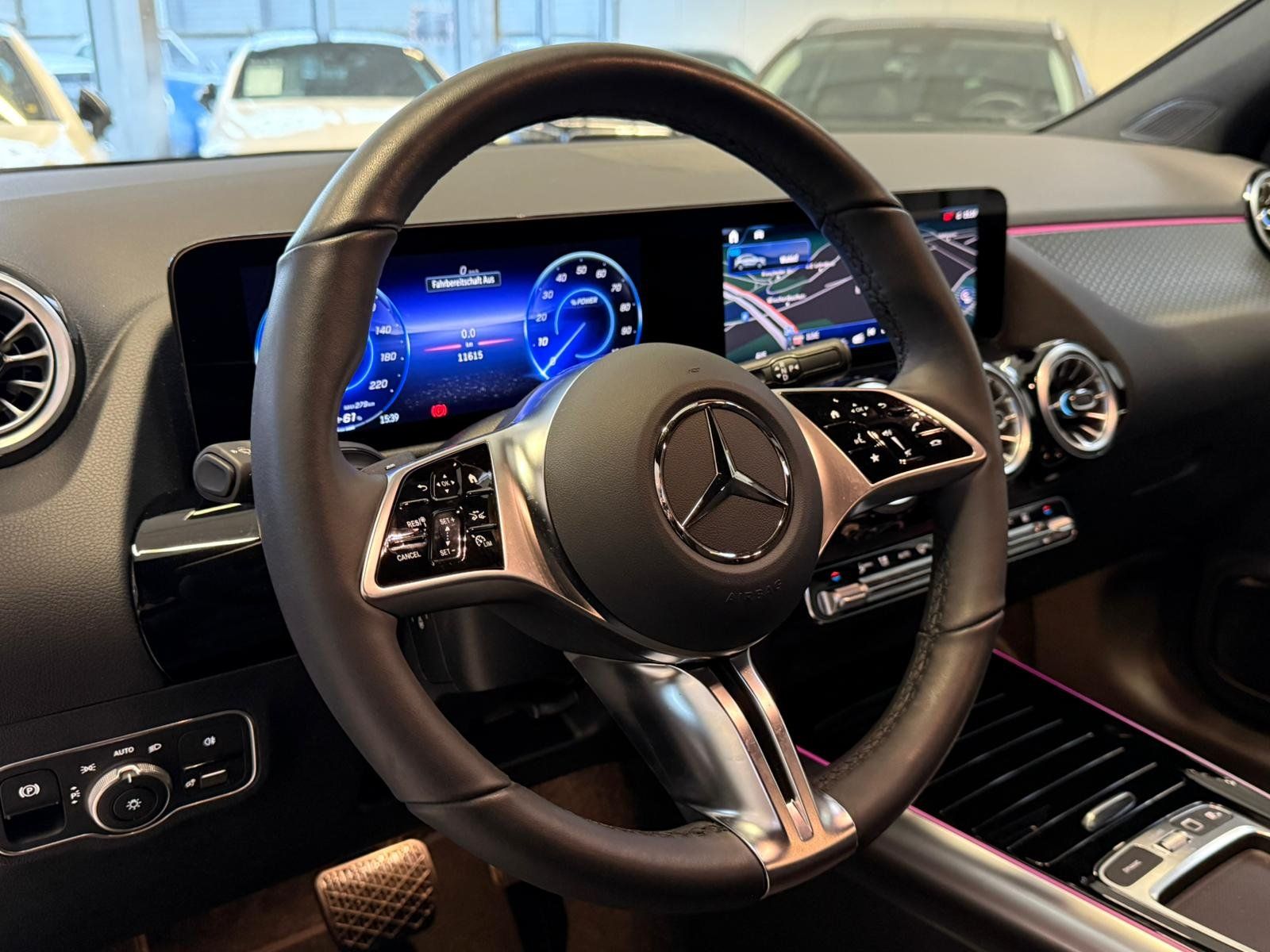 Fahrzeugabbildung Mercedes-Benz EQA 350 4M Progressive KAMERA+LED+TOTW+KEYLESS