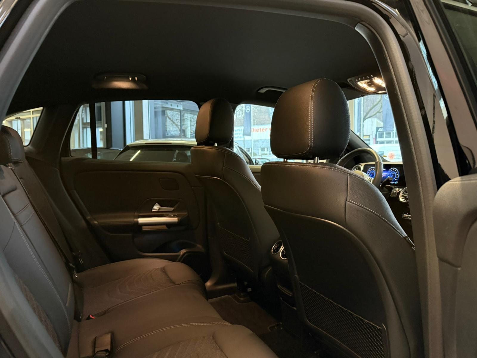 Fahrzeugabbildung Mercedes-Benz EQA 350 4M Progressive KAMERA+LED+TOTW+KEYLESS