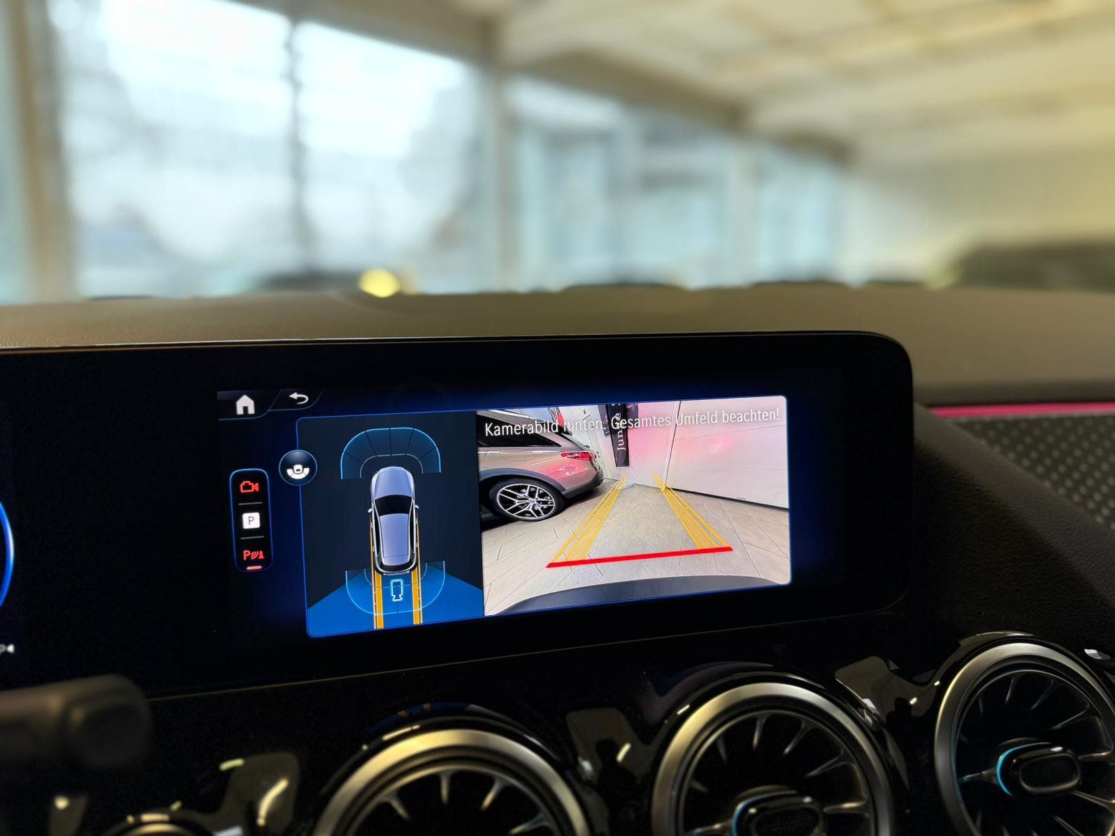 Fahrzeugabbildung Mercedes-Benz EQA 350 4M Progressive KAMERA+LED+TOTW+KEYLESS