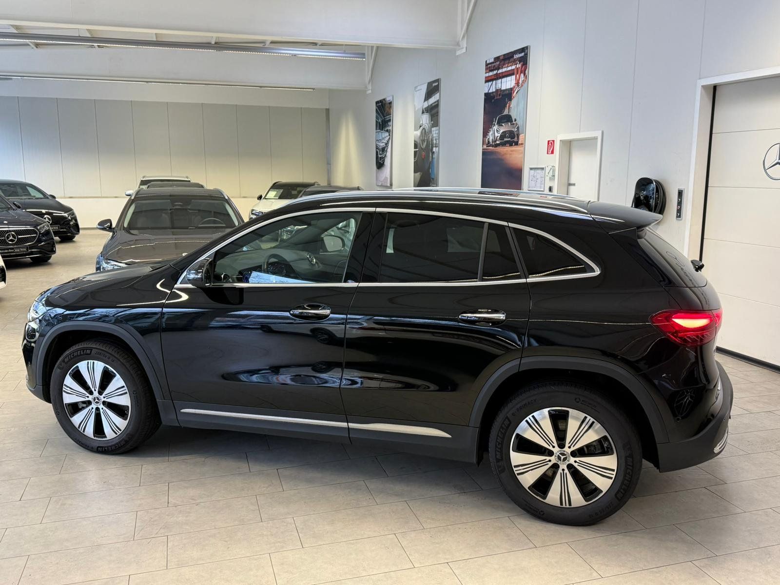 Fahrzeugabbildung Mercedes-Benz EQA 350 4M Progressive KAMERA+LED+TOTW+KEYLESS