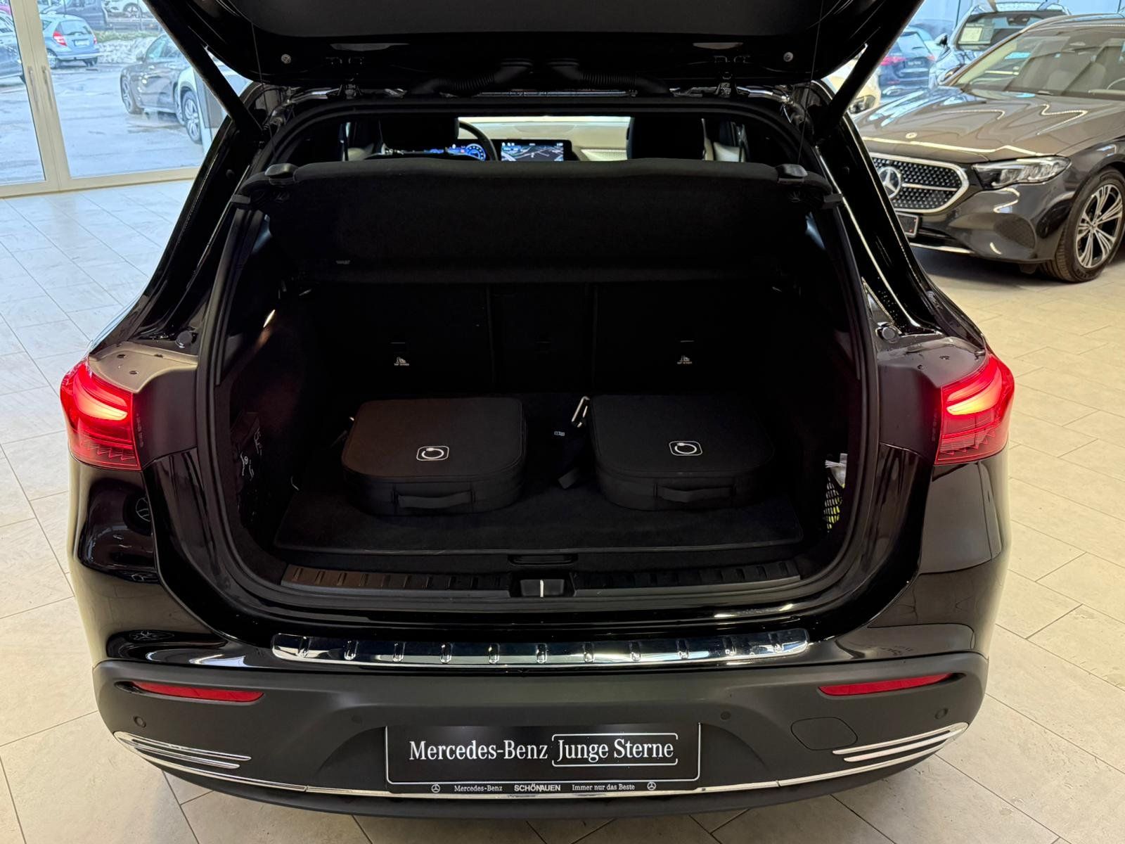 Fahrzeugabbildung Mercedes-Benz EQA 350 4M Progressive KAMERA+LED+TOTW+KEYLESS