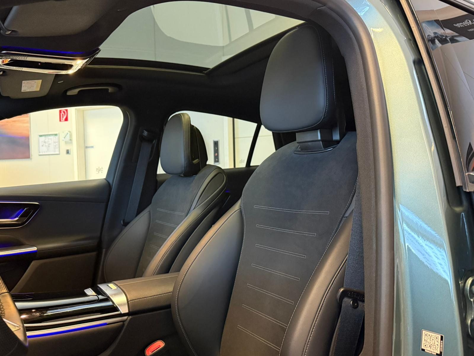 Fahrzeugabbildung Mercedes-Benz GLC 300 d 4M Coupé AMG PANO+BURM+MEMO+AHK+HUD