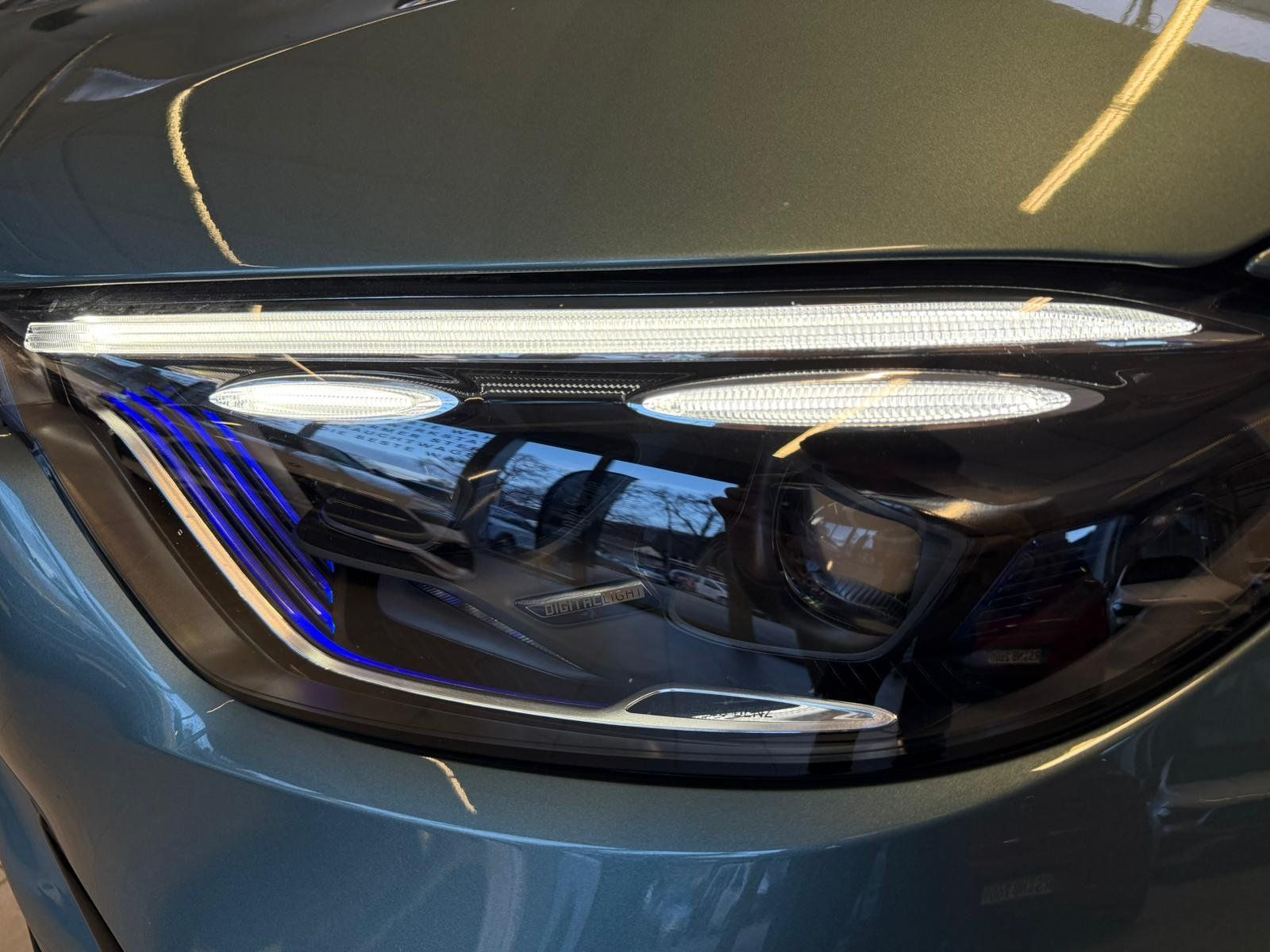 Fahrzeugabbildung Mercedes-Benz GLC 300 d 4M Coupé AMG PANO+BURM+MEMO+AHK+HUD