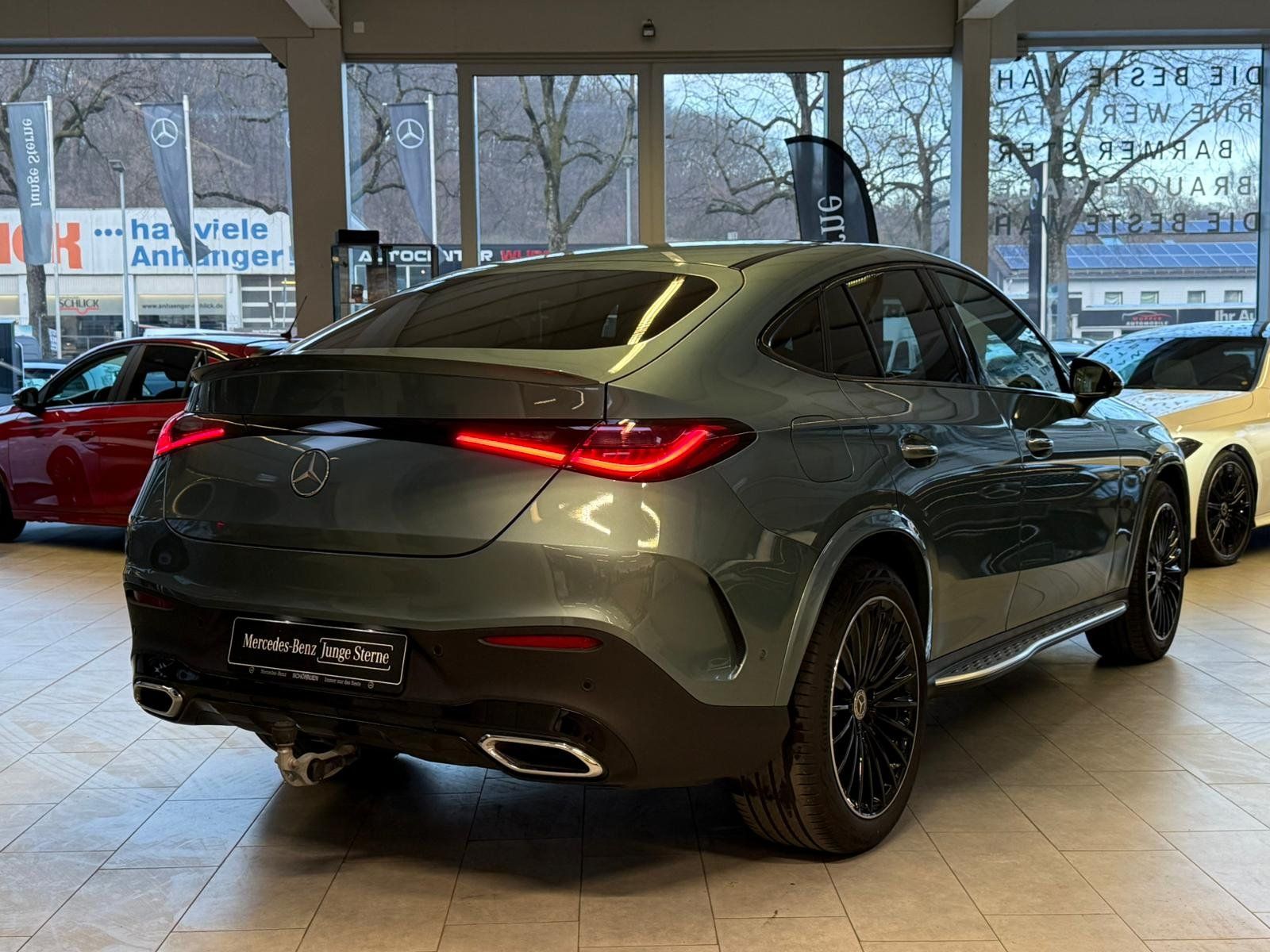 Fahrzeugabbildung Mercedes-Benz GLC 300 d 4M Coupé AMG PANO+BURM+MEMO+AHK+HUD