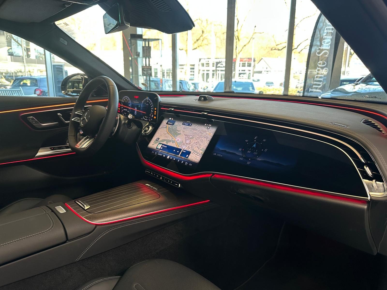 Fahrzeugabbildung Mercedes-Benz E 53 Hybrid 4M+ PANO+HUD+DISTR+BURM+DRIVERS+360°