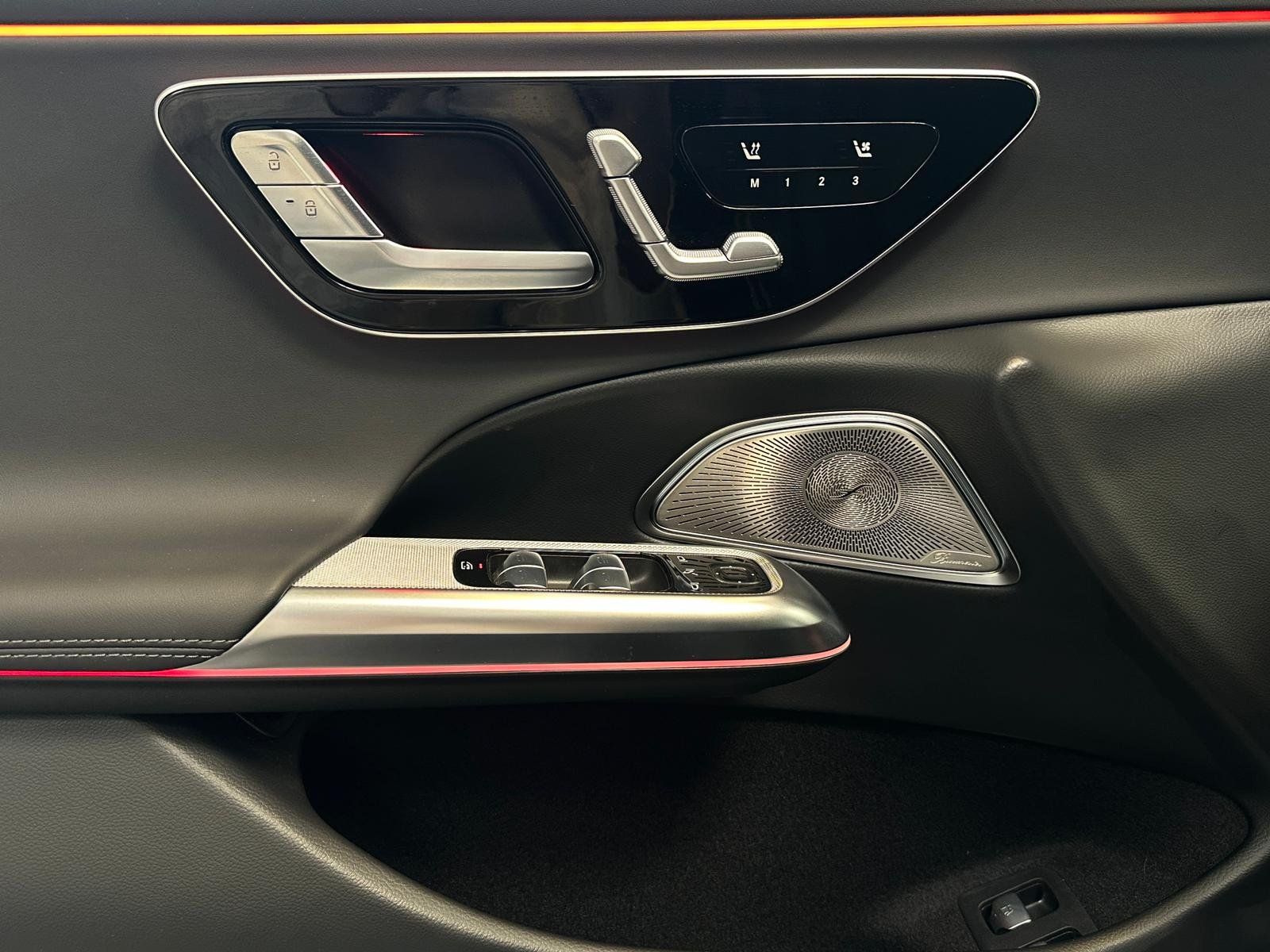 Fahrzeugabbildung Mercedes-Benz E 53 Hybrid 4M+ PANO+HUD+DISTR+BURM+DRIVERS+360°