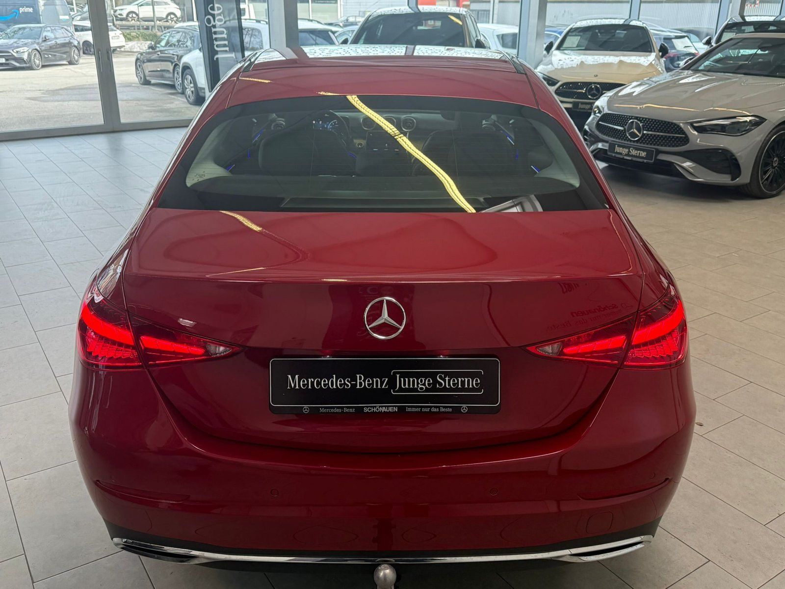 Fahrzeugabbildung Mercedes-Benz C 180 Avantgarde MEMORY+360°+AHK+TOTW+CARPLY+LED