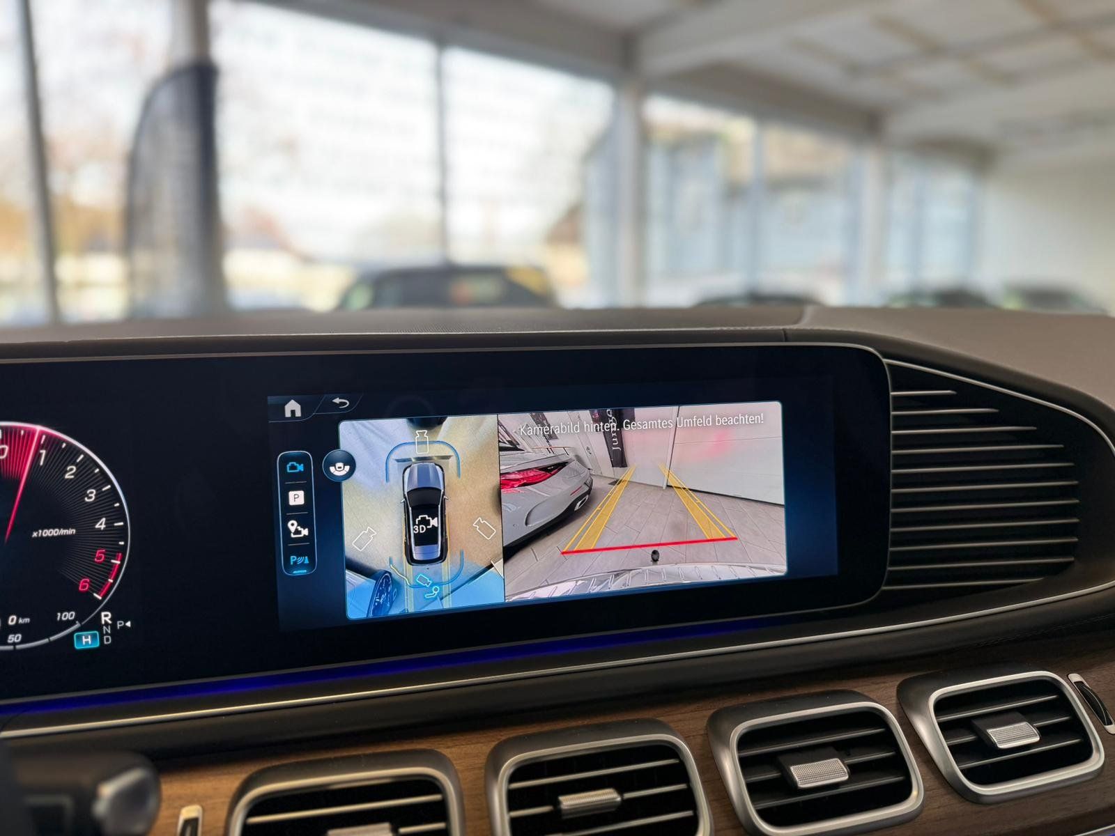 Fahrzeugabbildung Mercedes-Benz GLE 350de 4M AMG+AIRMATIC+DISTR+AHK+PANO+HUD+360