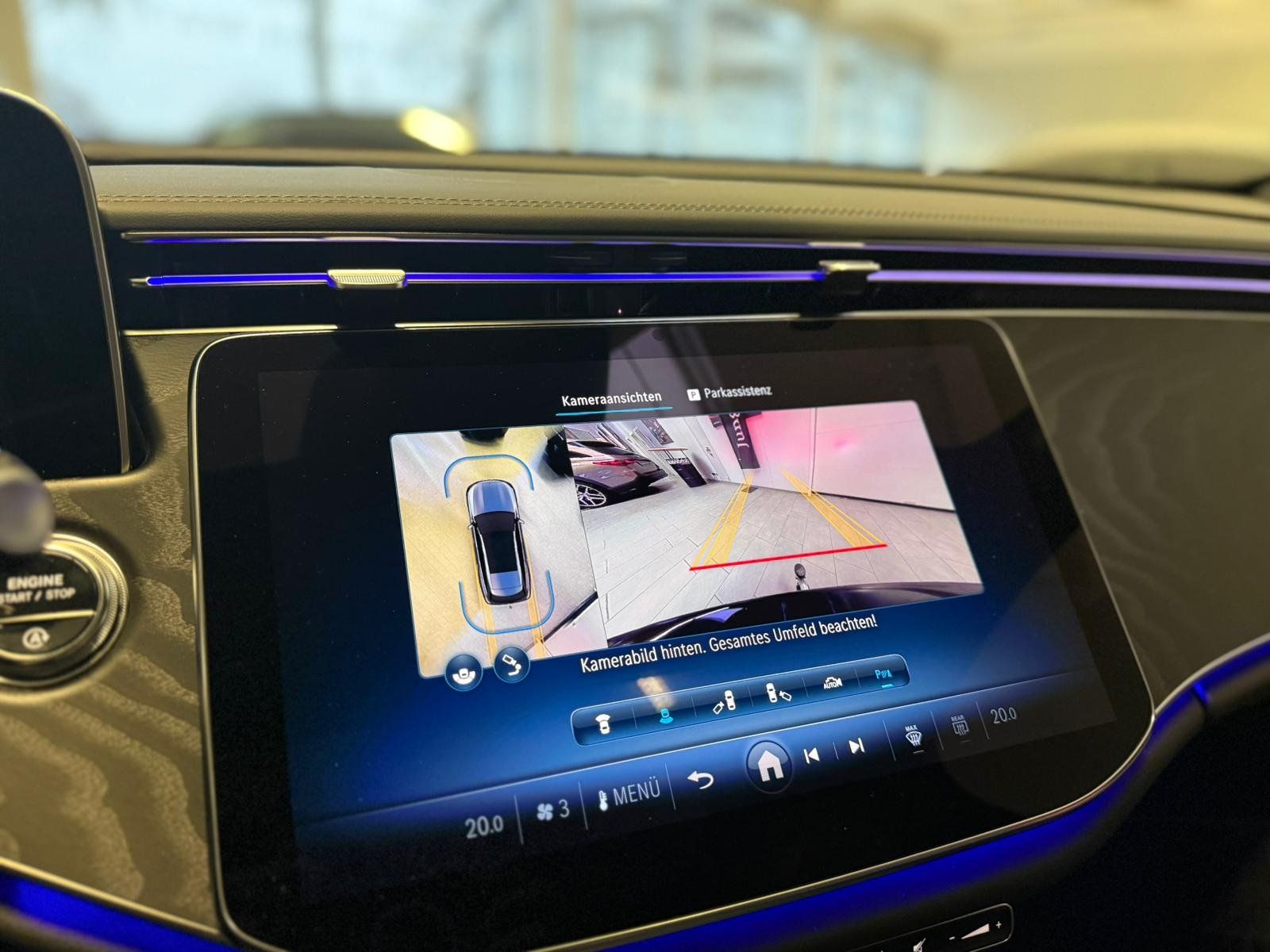 Fahrzeugabbildung Mercedes-Benz E 450 d 4M T AMG PANO+LEDER+AHK+SIDEBAGSF+DIGITA