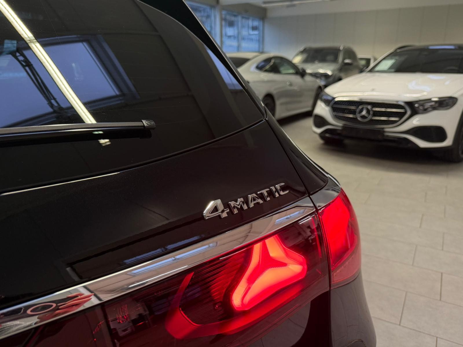 Fahrzeugabbildung Mercedes-Benz E 450 d 4M T AMG PANO+LEDER+AHK+SIDEBAGSF+DIGITA