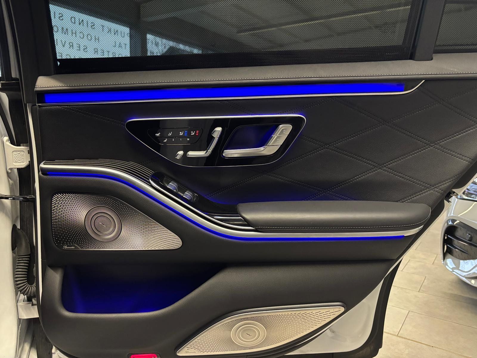 Fahrzeugabbildung Mercedes-Benz S 63 E PERF. L DISTR+HUD+BURM4D+PANO+NIGHT+360°