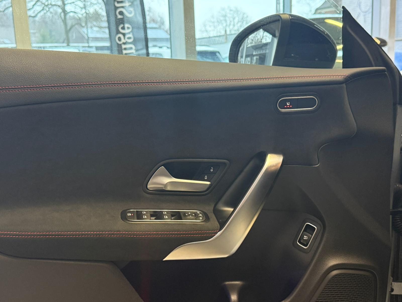 Fahrzeugabbildung Mercedes-Benz CLA 200 SB AMG+DISTR+NIGHT+360°+KEYLESS+TOTW+LED