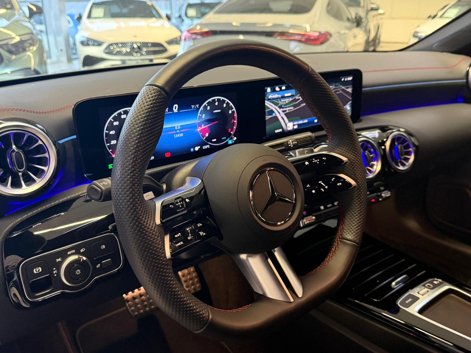 Fahrzeugabbildung Mercedes-Benz CLA 200 SB AMG+DISTR+NIGHT+360°+KEYLESS+TOTW+LED