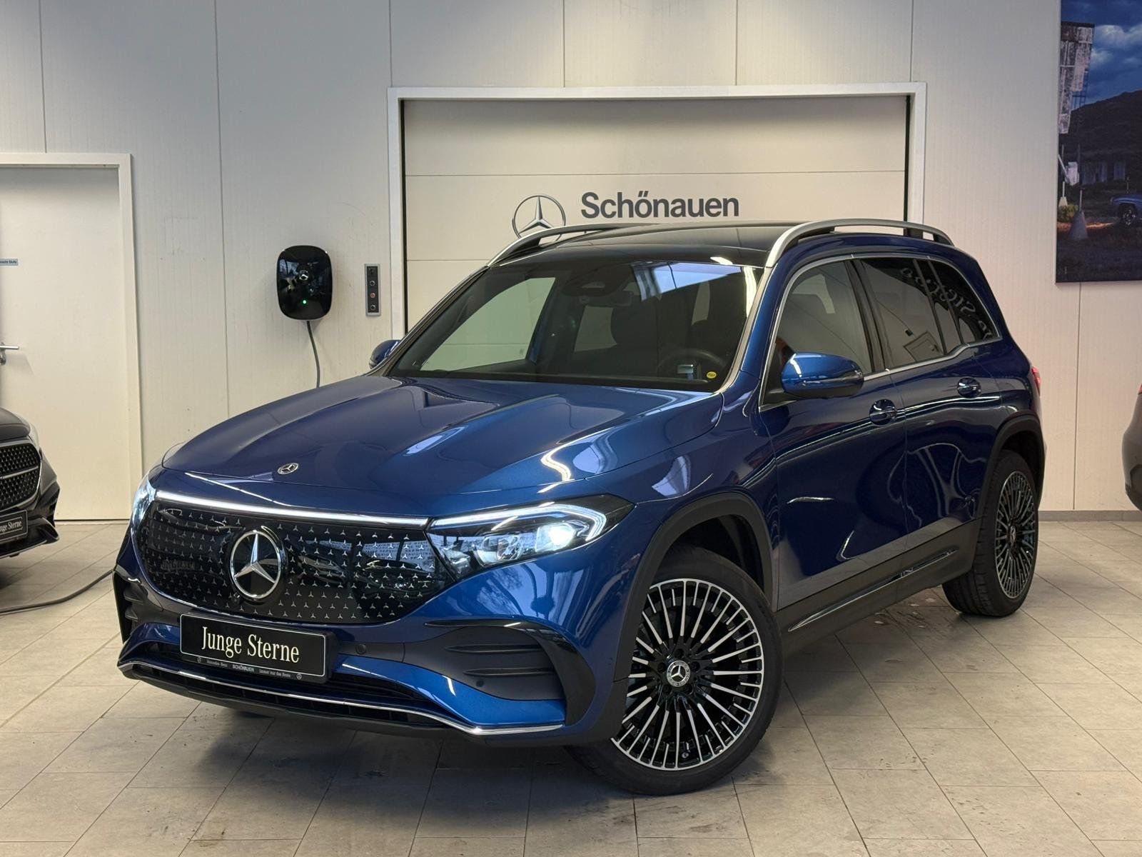 Mercedes-Benz EQB 350 4M AMG+DISTR+PANO+HUD+BURMES+MEMORY+360°