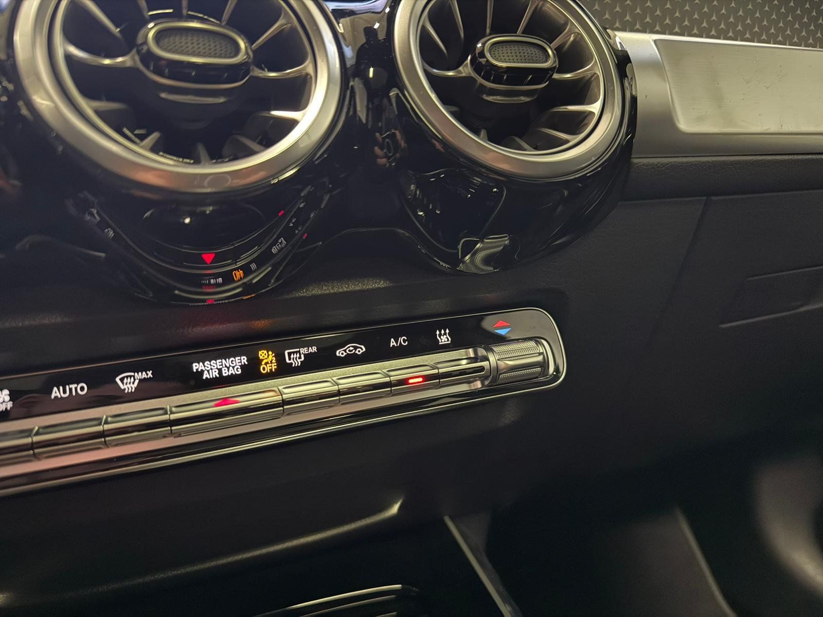 Fahrzeugabbildung Mercedes-Benz EQB 350 4M AMG+DISTR+PANO+HUD+BURMES+MEMORY+360°