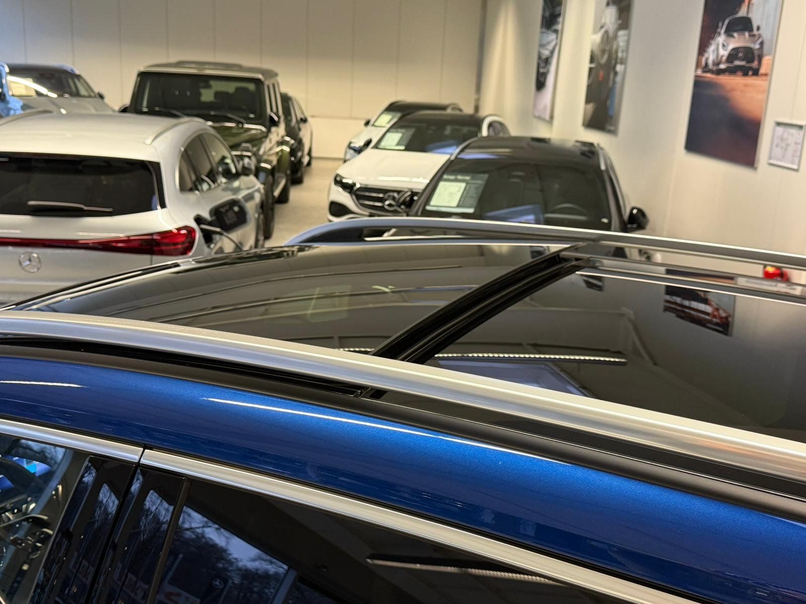 Fahrzeugabbildung Mercedes-Benz EQB 350 4M AMG+DISTR+PANO+HUD+BURMES+MEMORY+360°