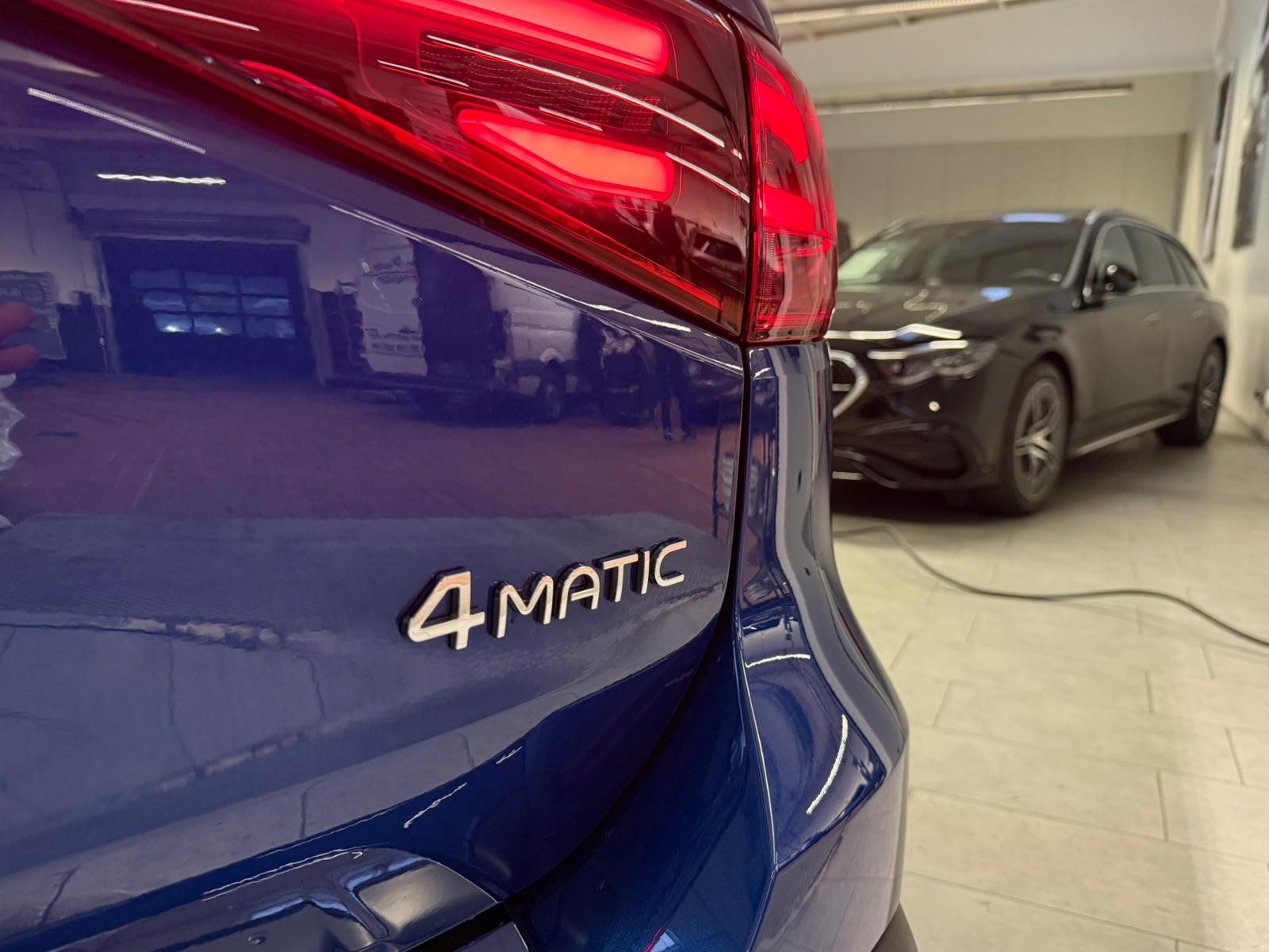 Fahrzeugabbildung Mercedes-Benz EQB 350 4M AMG+DISTR+PANO+HUD+BURMES+MEMORY+360°