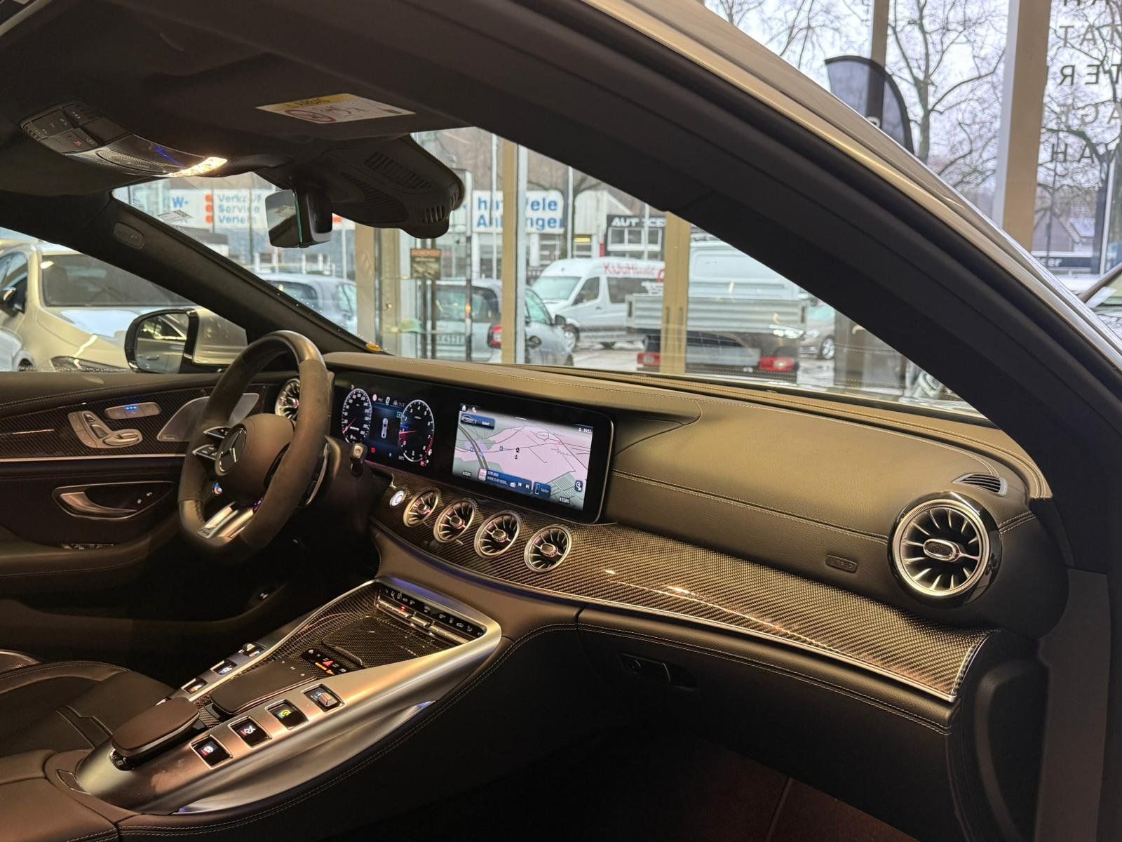 Fahrzeugabbildung Mercedes-Benz GT 63 4M PERF.AGA+CARBON+DIST+HUD+BURM.HIGH+STHZ