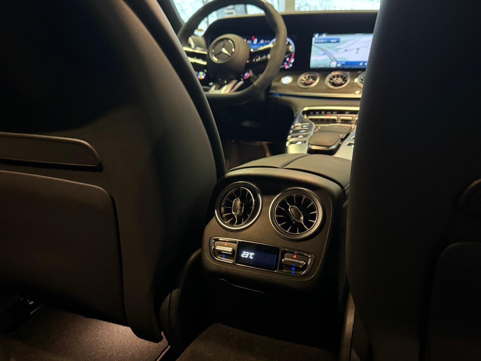 Fahrzeugabbildung Mercedes-Benz GT 63 4M PERF.AGA+CARBON+DIST+HUD+BURM.HIGH+STHZ