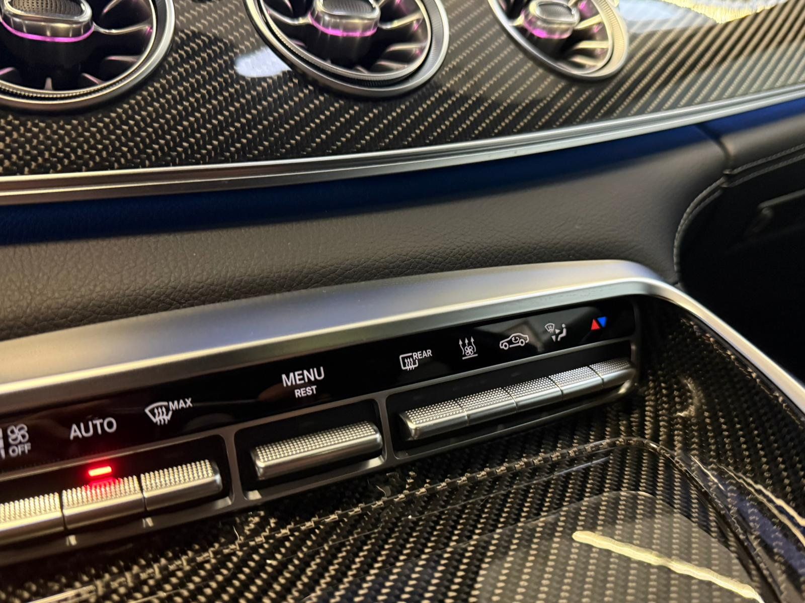 Fahrzeugabbildung Mercedes-Benz GT 63 4M PERF.AGA+CARBON+DIST+HUD+BURM.HIGH+STHZ