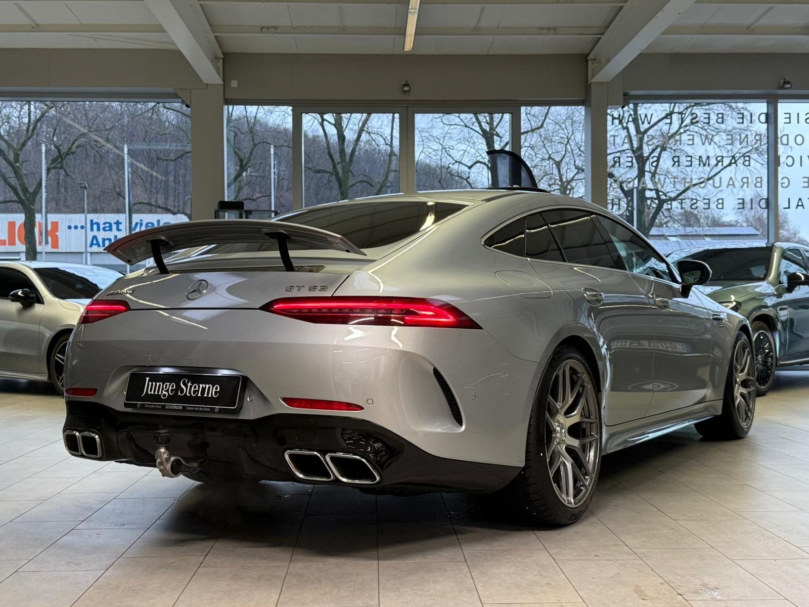 Fahrzeugabbildung Mercedes-Benz GT 63 4M PERF.AGA+CARBON+DIST+HUD+BURM.HIGH+STHZ