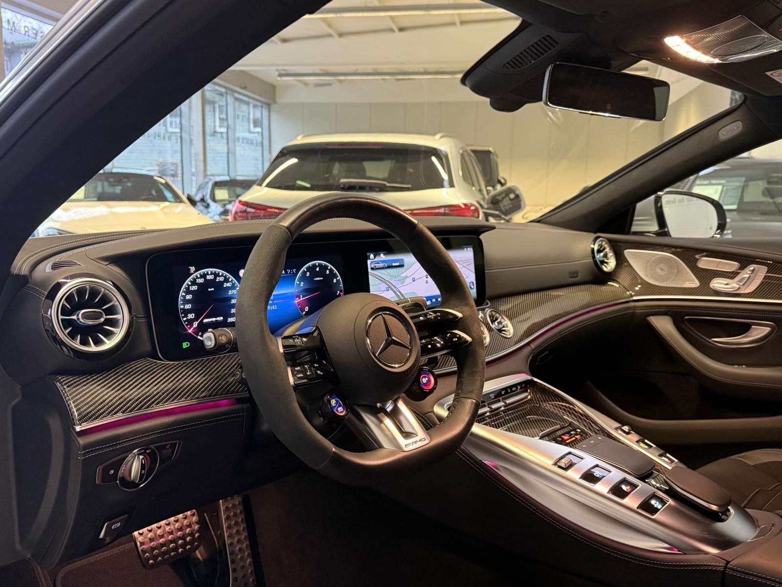 Fahrzeugabbildung Mercedes-Benz GT 63 4M PERF.AGA+CARBON+DIST+HUD+BURM.HIGH+STHZ