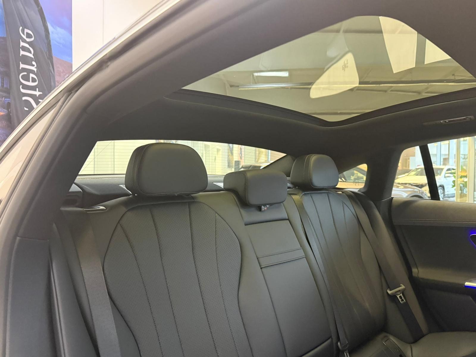 Fahrzeugabbildung Mercedes-Benz EQE 350+ Electric Art PANO+BURM+DISTR+360+MEMORY